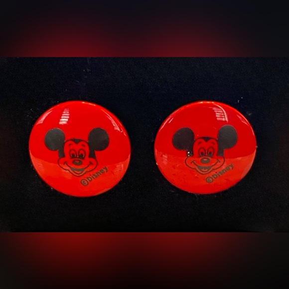 Vintage Mickey Mouse Enamel Earring studs - Picture 1 of 1